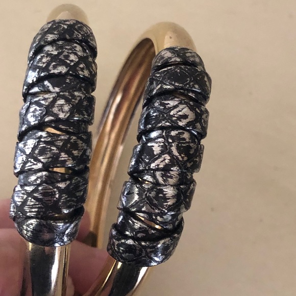 Kara Ross black Python Wrapped gold tone Bracelet - Picture 3 of 11